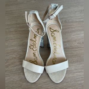 Sam Edelman Yaro Heel